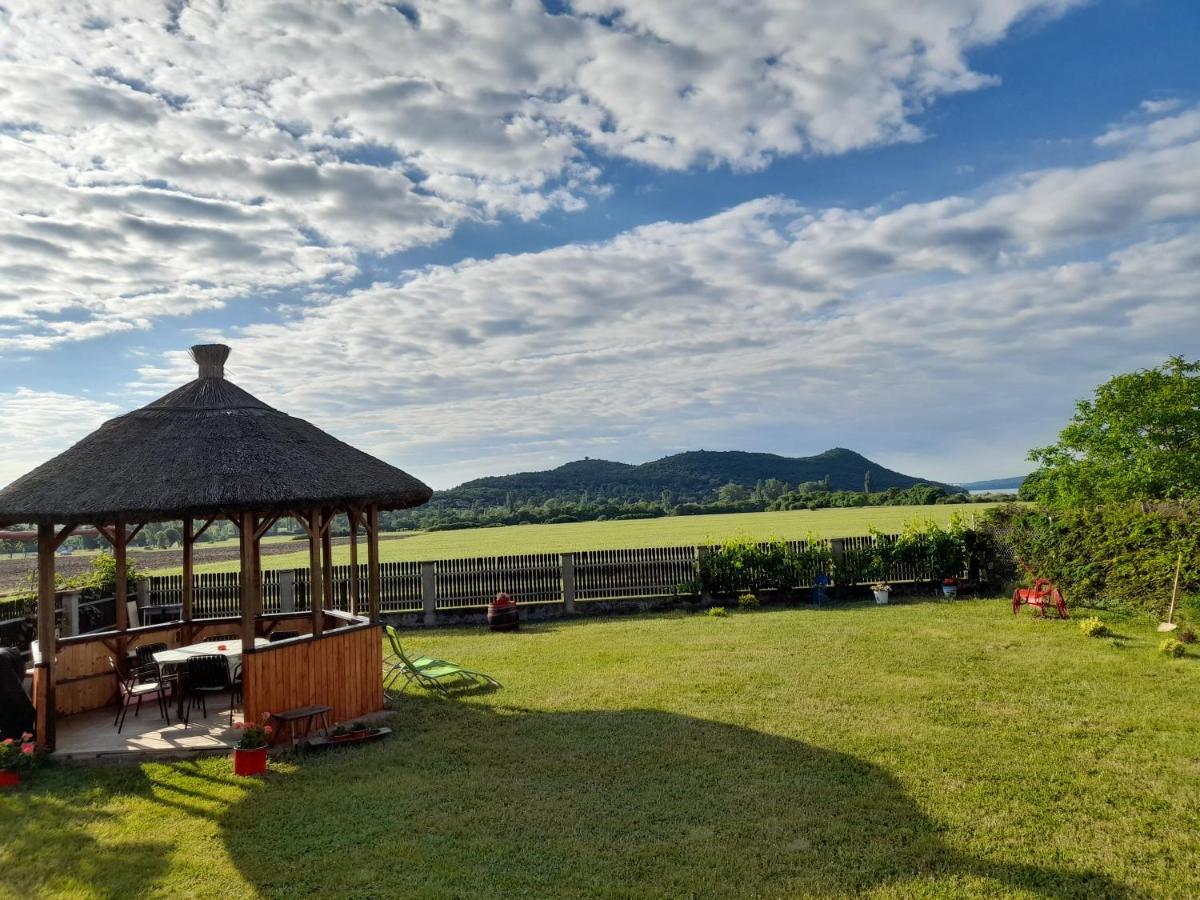 Aszofoi Panorama Apartmanhaz Exterior foto
